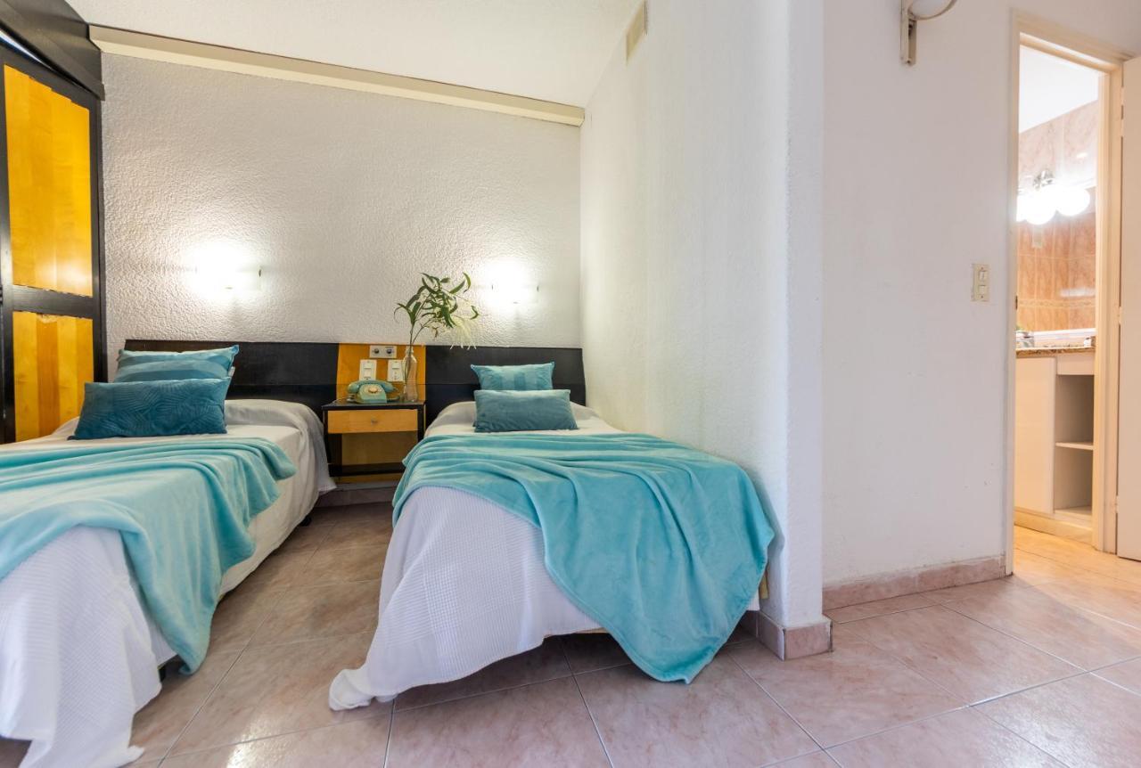 Apartamentos Alboran-Arysal Salou Exterior photo